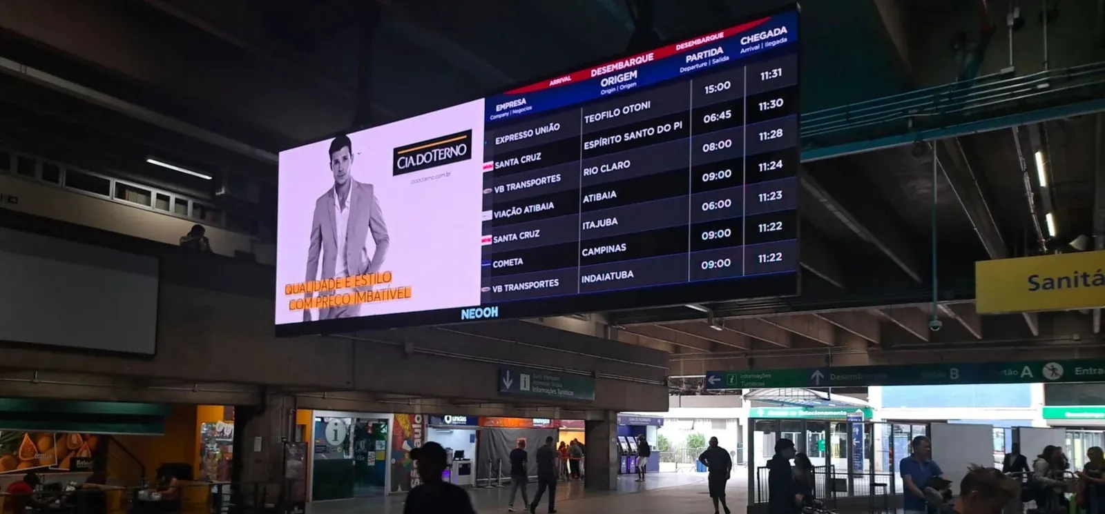 Digital panel at the Belo Horizonte Bus Terminal